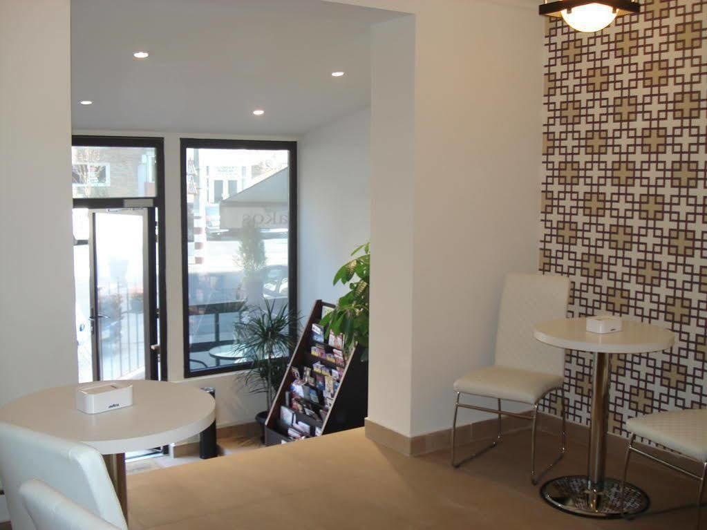 Eden Boutique Accommodation Bukarest Exterior foto