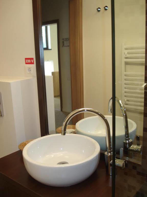 Eden Boutique Accommodation Bukarest Exterior foto