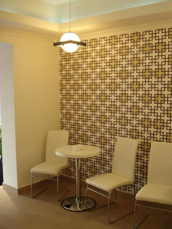 Eden Boutique Accommodation Bukarest Exterior foto